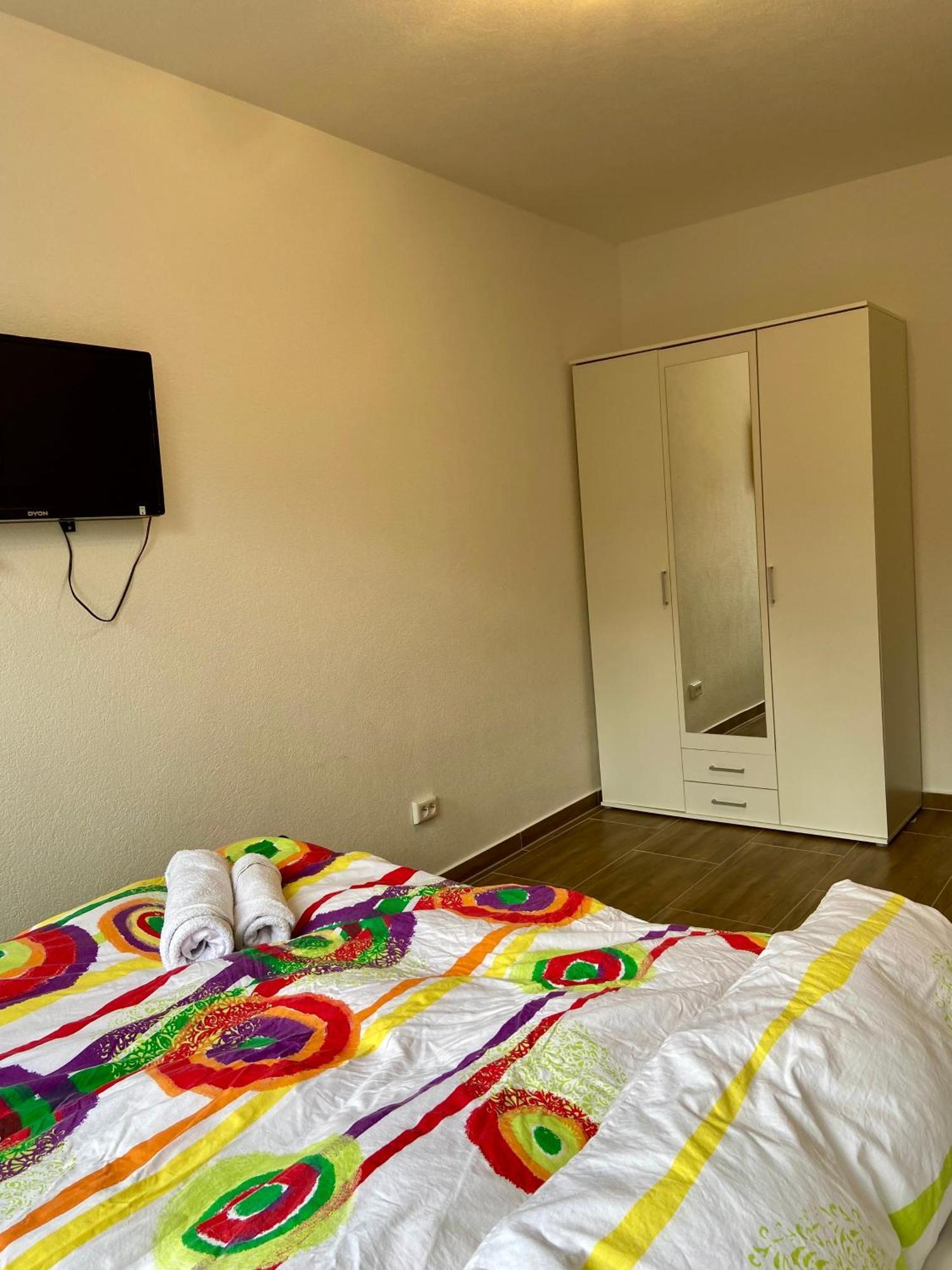 Apartment In Zentrum Krefeld Esterno foto